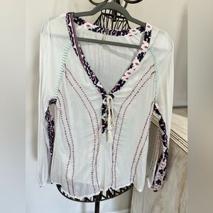 BKE Buckle shirt. Size Small